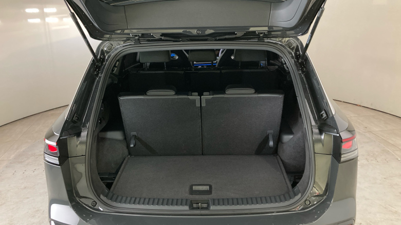 Volkswagen Tayron 2.0 TDI R-Line 5dr DSG7 [7 Seat] Diesel Estate